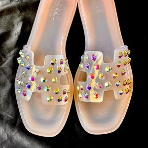 Nicole Miller pink plastic rhinestone sandals